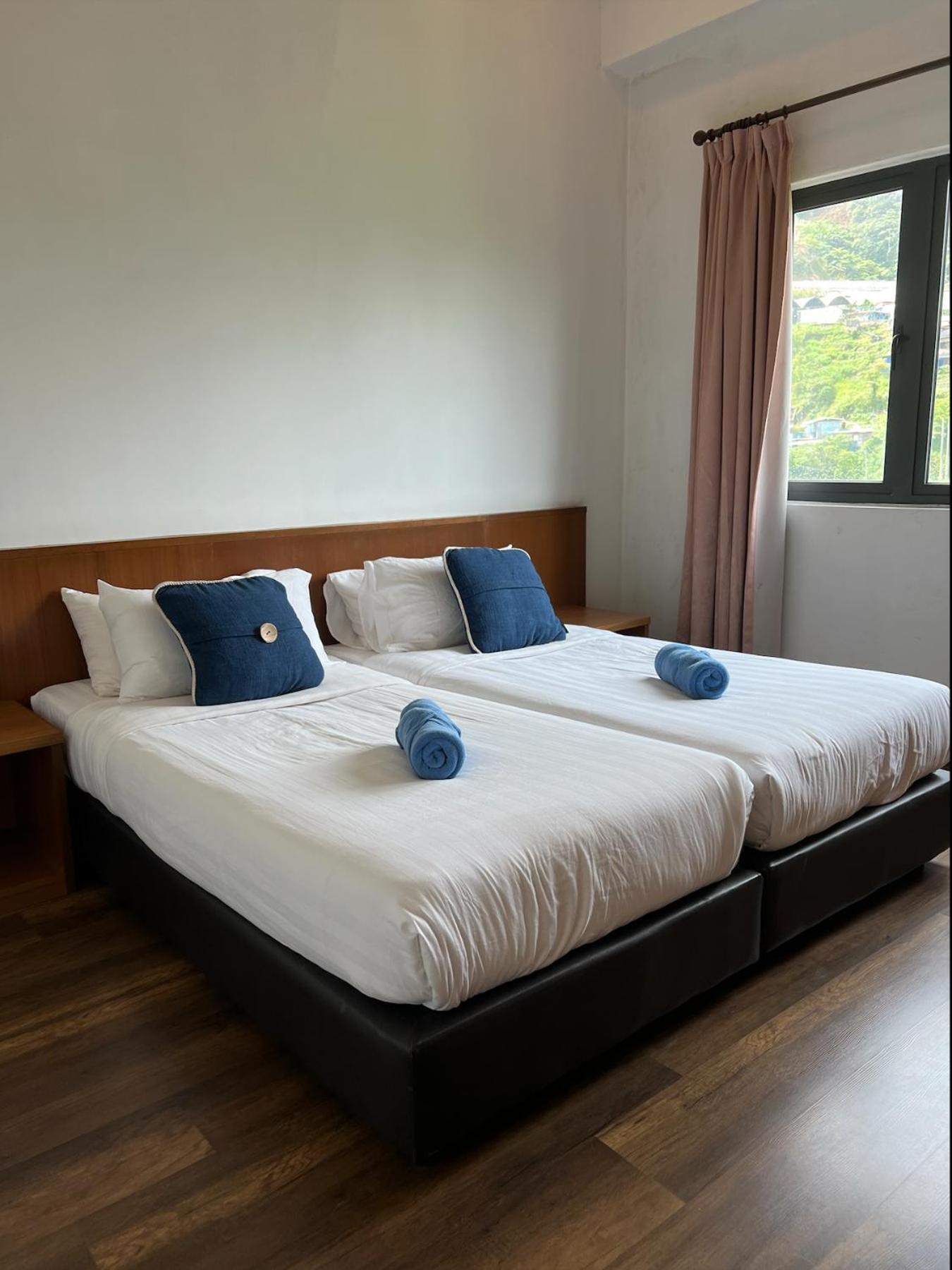 Apartment New 6pax 3br Sunrise View 100m Attractive Places Kea Farm *